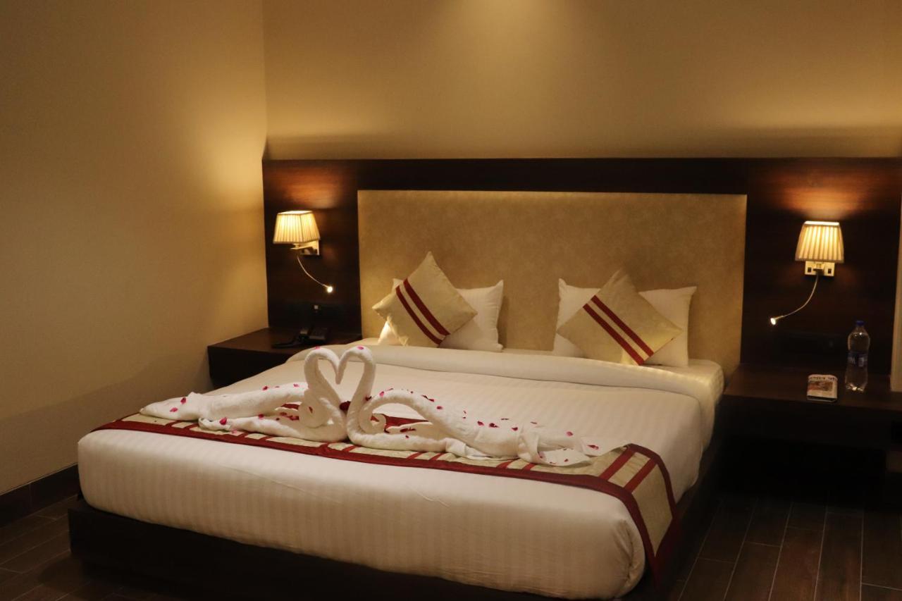 Hotel Grand Geeta Μπιαβάρ Εξωτερικό φωτογραφία